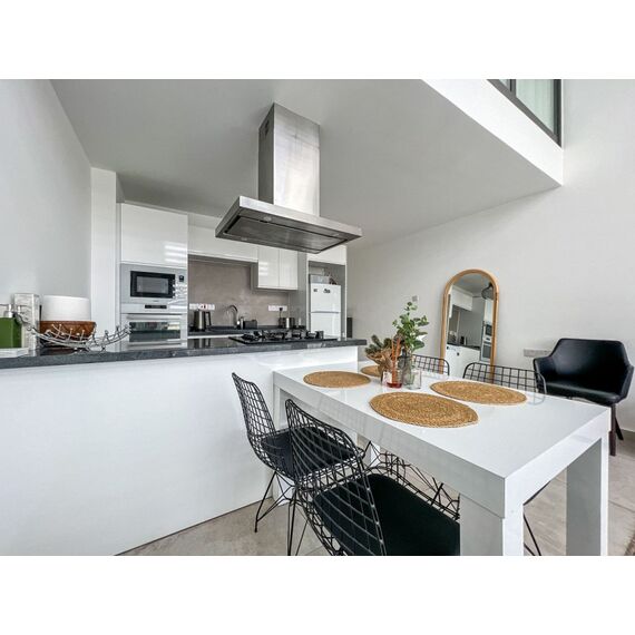 Apartment 1-room 1+0 studio by the sea in Esentepe Cyprus area 80m² 2 floor, 4 image