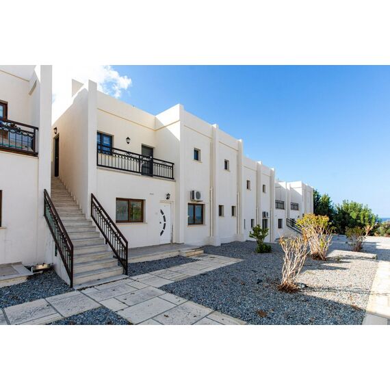 Apartment 3-room 2+1 by the sea in Kyrenia (downtown) Cyprus area 75m² 2 floor, 8 image