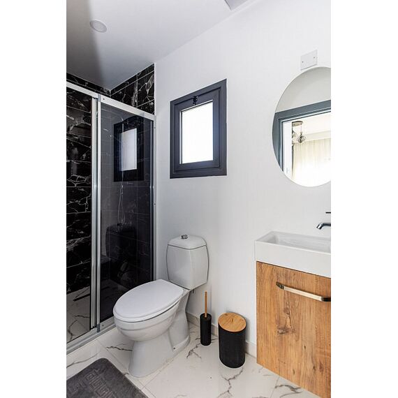 Apartment 3-room 2+1 by the sea in Kyrenia (downtown) Cyprus area 75m² 2 floor, 9 image
