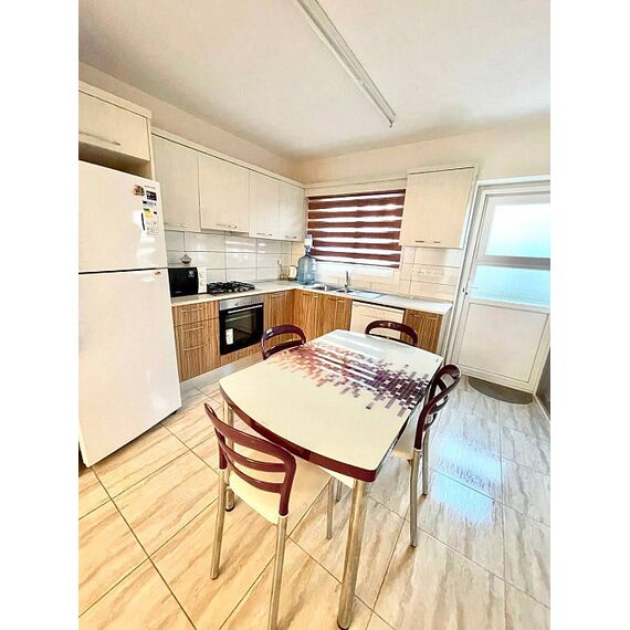 Квартира 3-комнатная 2+1 у моря в Искеле площадь 140м² 1 этаж