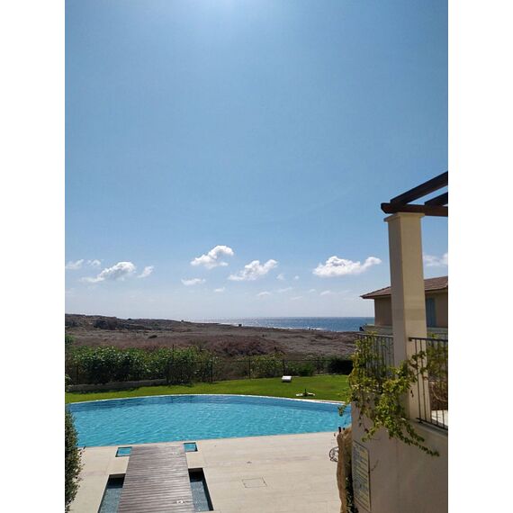 Apartment 4-room 3+1 by the sea in Paphos (downtown) (Paphos) Cyprus area 94m² 4 floor