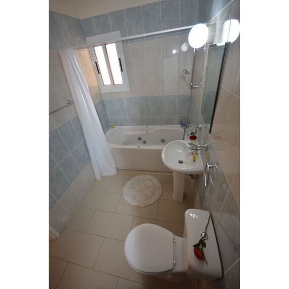 Apartment 3-room 2+1 by the sea in Paphos (downtown) (Paphos) Cyprus area 90m² , 13 image