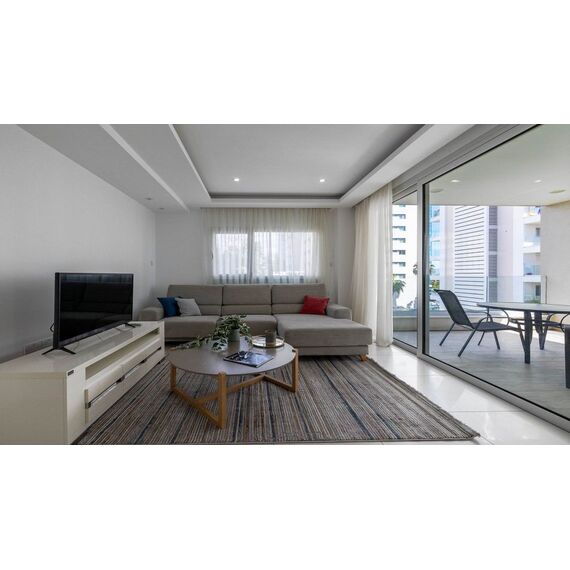 Квартира 2-комнатная 1+1 в Лимассоле площадь 110м², изображение 2