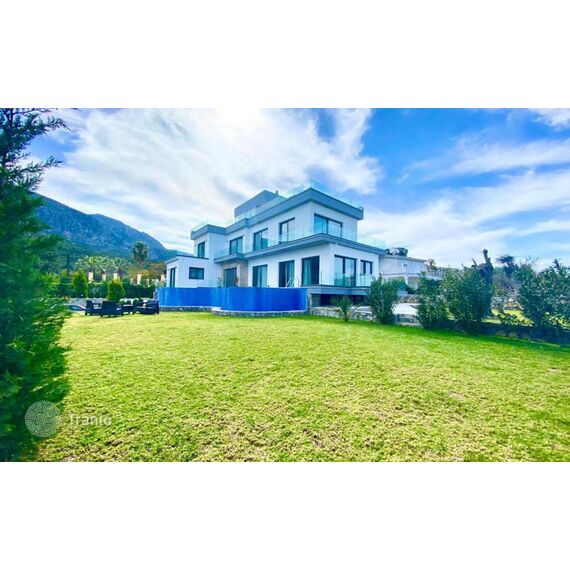 Villa in Alsancak Cyprus area 650m² 2 floors, 10 image