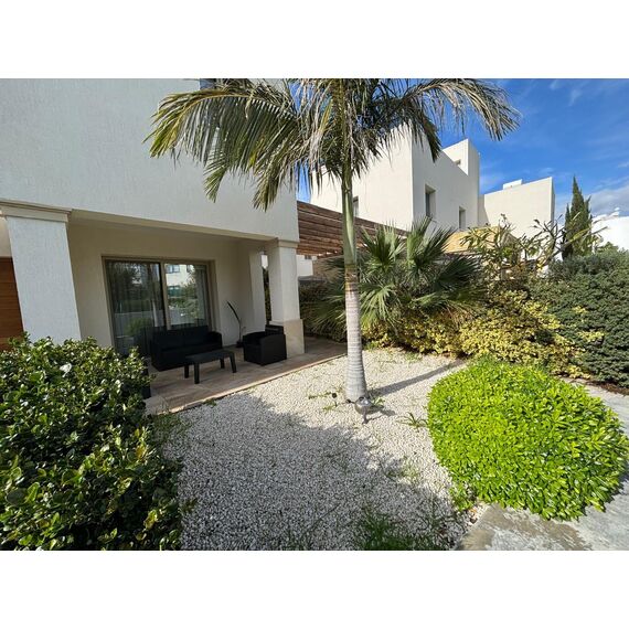 Villa by the sea in Paphos (downtown) area 140m² 2 floors, 2 image