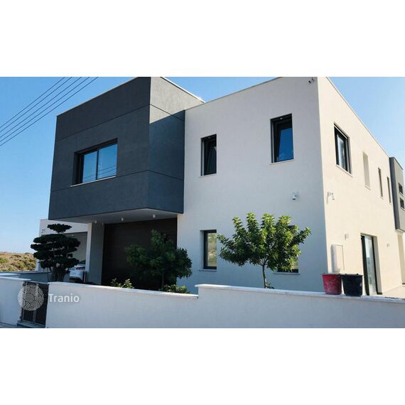Villa in Mouttagiaka (Mouttagiaka) Cyprus area 340m² 