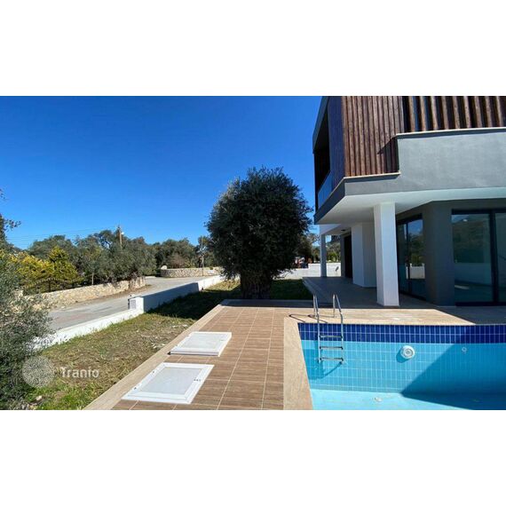 House in Kyrenia (downtown) Cyprus area 240m² 