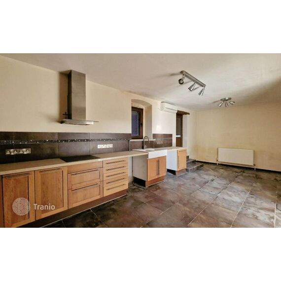 Дом в Никосии (центр) (Никосия) площадь 245м², изображение 9