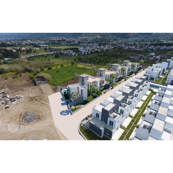 Дом в центре Кирении площадь 360м²