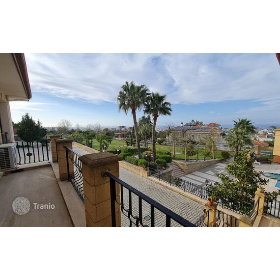 Villa in Kyrenia (downtown) Cyprus area 1000m² 2 floors, 4 image
