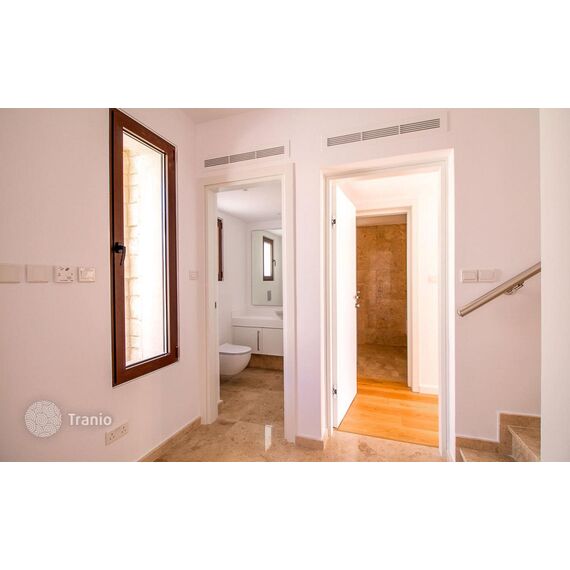 Villa in Paphos (downtown) (Paphos) Cyprus area 318m² 3 floors, 15 image