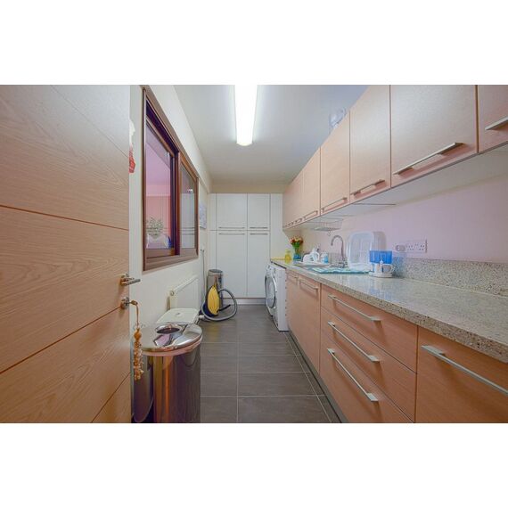 Villa in Paphos (downtown) (Paphos) Cyprus area 519m² , 8 image
