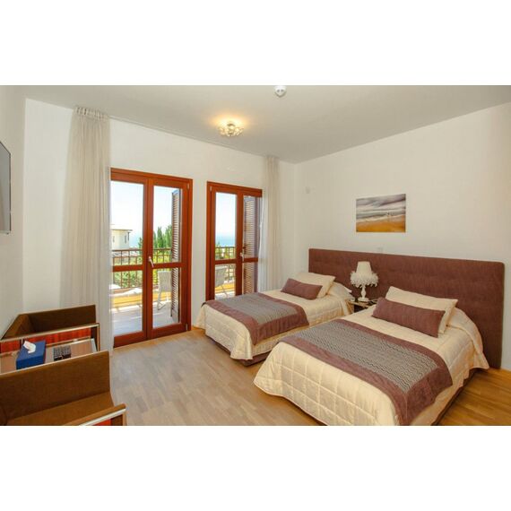 Villa in Paphos (downtown) (Paphos) Cyprus area 185m² , 16 image