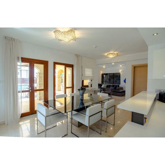 Villa in Paphos (downtown) (Paphos) Cyprus area 185m² , 9 image
