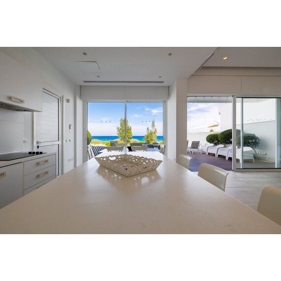 Villa in Famagusta (downtown) Cyprus area 284m² , 4 image