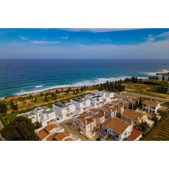 Villa in Famagusta (downtown) Cyprus area 284m² , 2 image