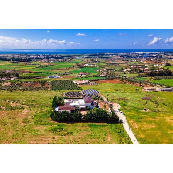 Villa in Paphos (downtown) (Paphos) Cyprus area 675m² , 11 image