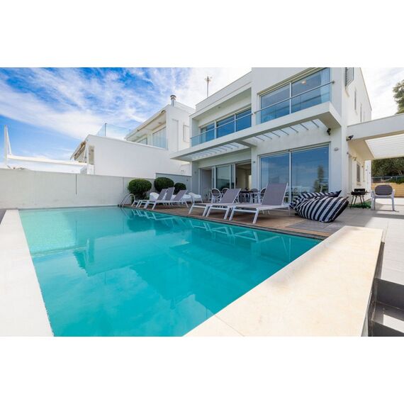 Villa in Famagusta (downtown) Cyprus area 284m² 