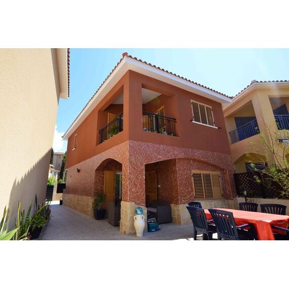 House by the sea in Paphos (downtown) (Paphos) Cyprus area 150m² 2 floors, 4 image