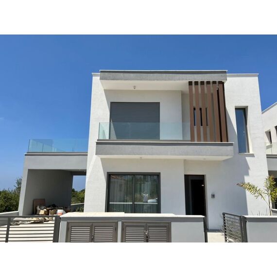 Villa by the sea in Paphos (downtown) Cyprus area 178m² 2 floors, 5 image