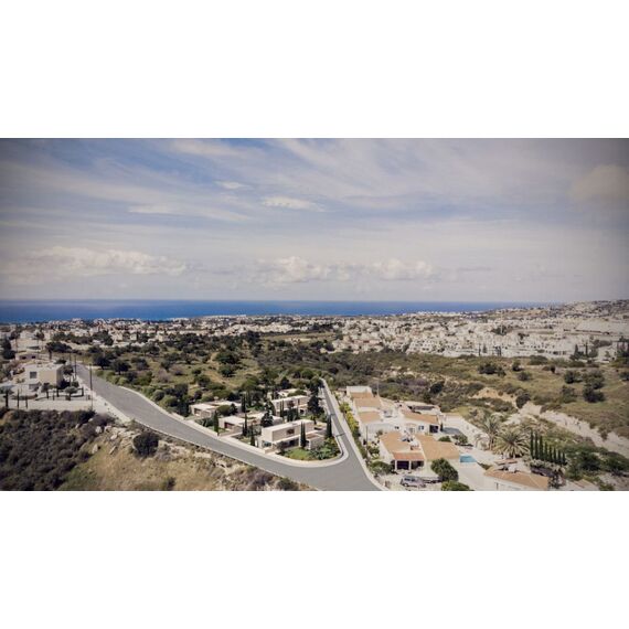 Villa in Paphos (downtown) (Paphos) Cyprus area 338m² , 3 image