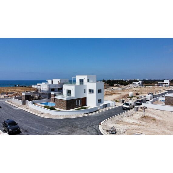 Villa by the sea in Paphos (downtown) (Paphos) Cyprus area 239m² , 5 image