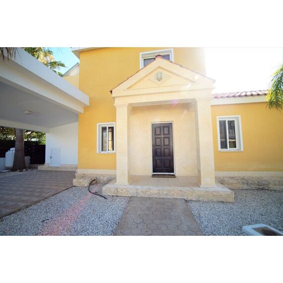 Villa by the sea in Paphos (downtown) Cyprus area 150m² 2 floors, 5 image