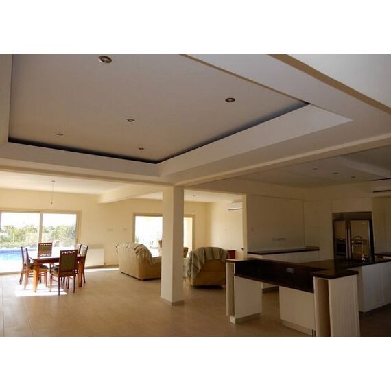 Villa by the sea in Paphos (downtown) Cyprus area 350m² 2 floors, 9 image