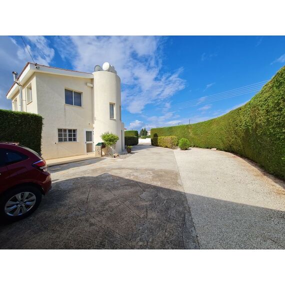 Villa by the sea in Peyia (Peyia) Cyprus area 172m² , 4 image