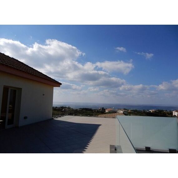 Villa by the sea in Paphos (downtown) Cyprus area 350m² 2 floors, 18 image