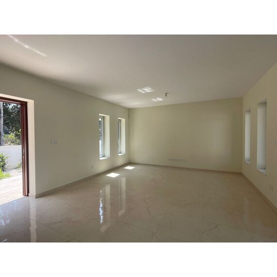 Villa by the sea in Paphos (downtown) Cyprus area 138m² 2 floors, 13 image