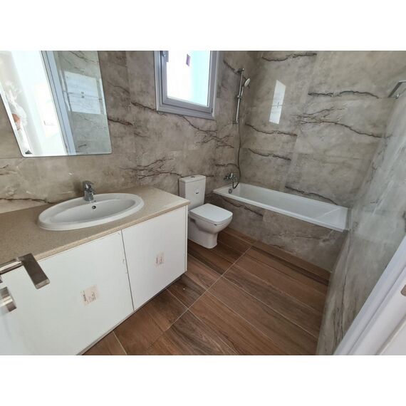 Дом в Пафосе (центр) площадь 200м² 2-этажный