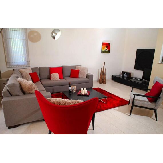 Villa by the sea in Paphos (downtown) Cyprus area 250m² 2 floors, 3 image