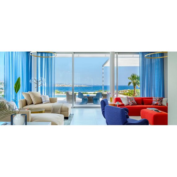 Villa by the sea in Paphos (downtown) Cyprus area 300m² 2 floors, 16 image