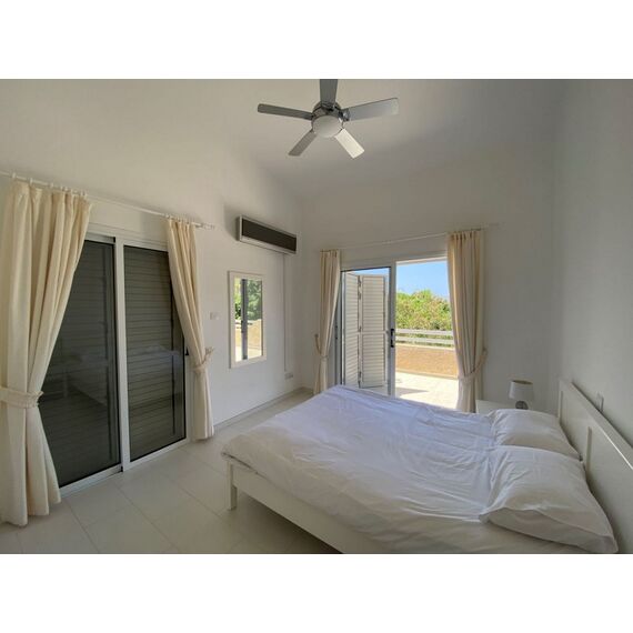 Villa by the sea in Paphos (downtown) Cyprus area 147m² 2 floors, 11 image