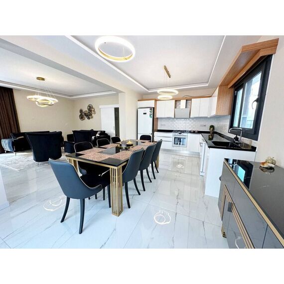 Villa by the sea in Iskele Cyprus area 180m² 2 floors, 4 image