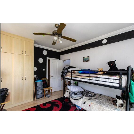 Villa by the sea in Kyrenia (downtown) Cyprus area 190m² 2 floors, 10 image