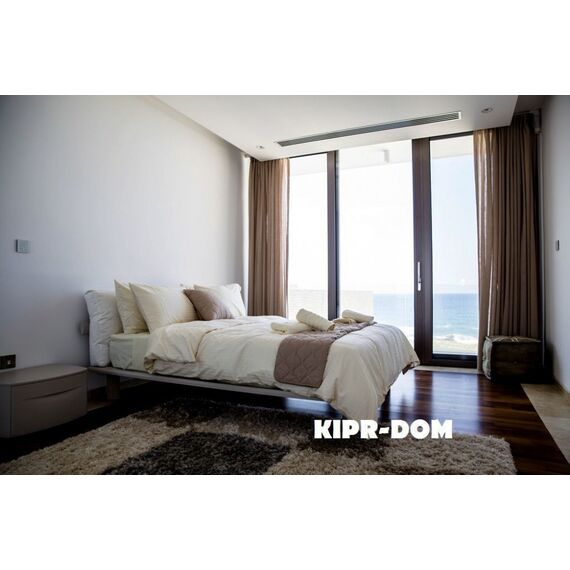 Villa by the sea in Paphos (downtown) (Paphos) Cyprus area 612m² 3 floors, 10 image