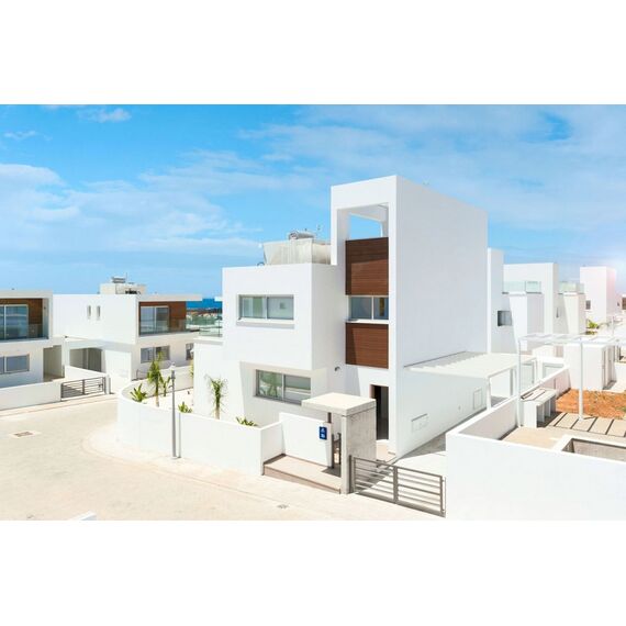 Villa in Famagusta (downtown) Cyprus area 165m² , 2 image