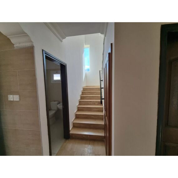 Дом в центре Кирении площадь 170м² 2-этажный, изображение 4