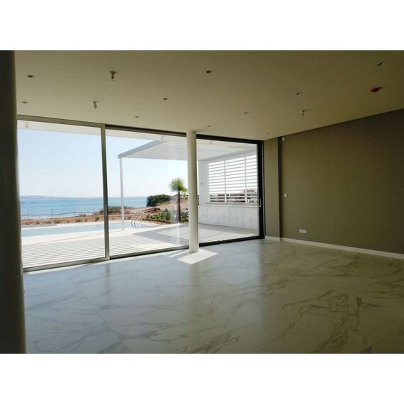 Villa by the sea in Paphos (downtown) (Paphos) Cyprus area 300m² 2 floors, 10 image