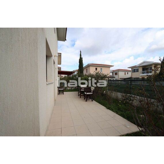 House in Paphos (downtown) Cyprus area 93.45m² 2 floors
