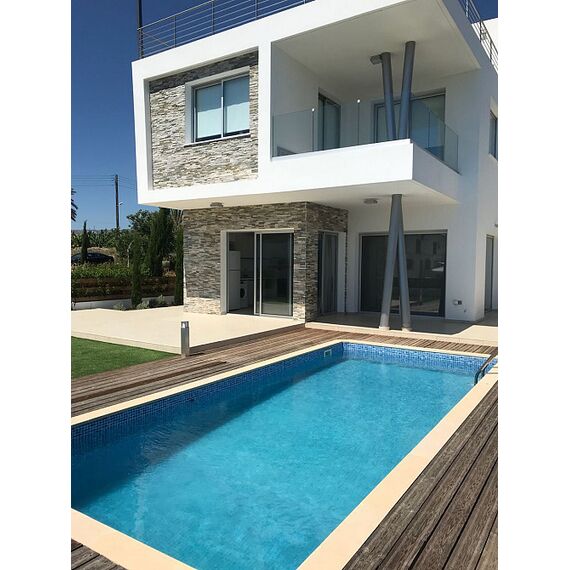 Villa by the sea in Paphos (downtown) Cyprus area 160m² 3 floors, 3 image
