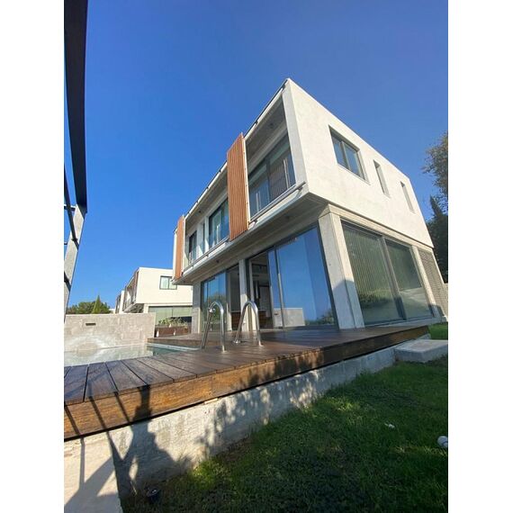 Villa by the sea in Paphos (downtown) (Paphos) Cyprus area 210m² 2 floors, 13 image