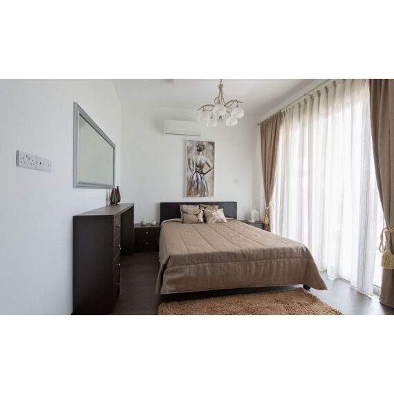 Villa by the sea in Paphos (downtown) Cyprus area 200m² 2 floors, 10 image