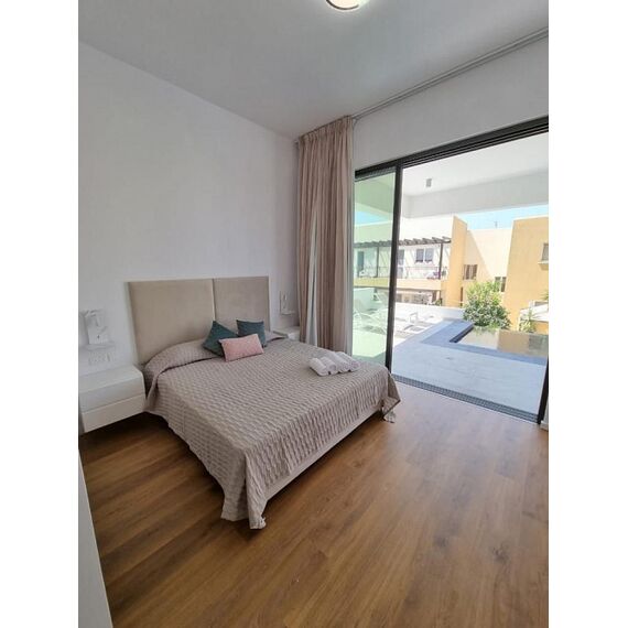 Villa by the sea in Paphos (downtown) (Paphos) Cyprus area 200m² 2 floors, 14 image
