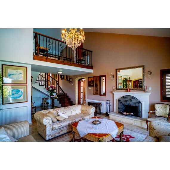 Villa by the sea in Alsancak Cyprus area 220m² 2 floors, 10 image
