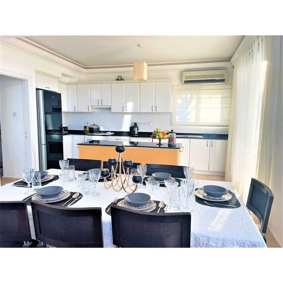 Вилла у моря в центре Кирении площадь 286м², изображение 18