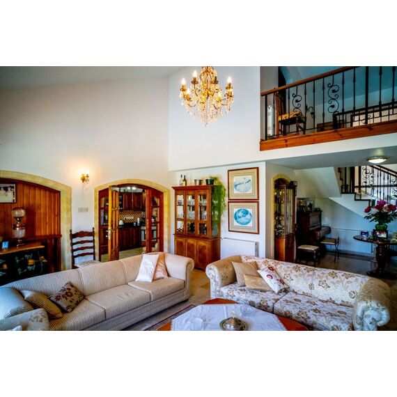 Villa by the sea in Alsancak Cyprus area 220m² 2 floors, 13 image