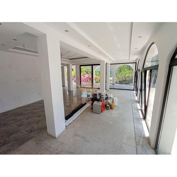 Вилла в центре Кирении площадь 280м², изображение 8